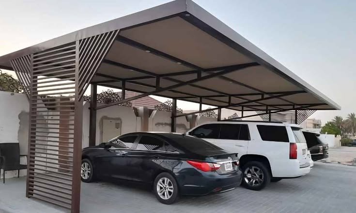 صورة توضيحية لأعمال مظلات سيارات